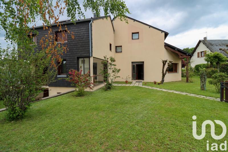 Maison de maîtres - 230 m² - 9 pièces