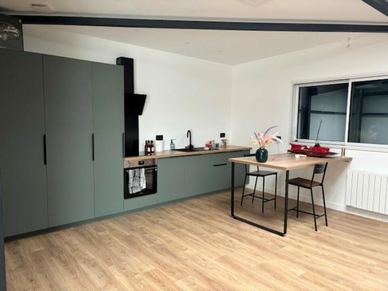 Local d'activité / Entrepôt - 360 m²