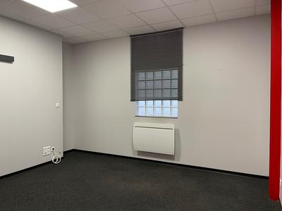 Bureau - 709 m²