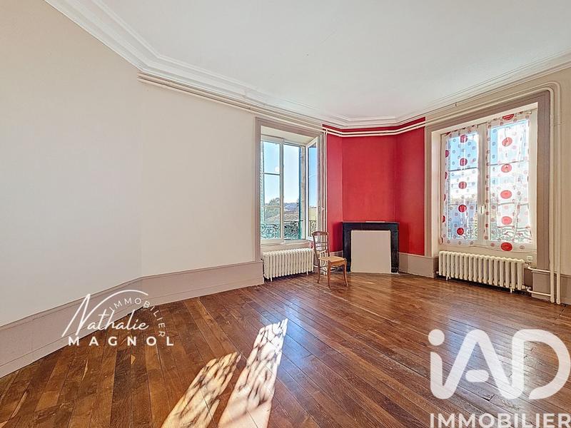 Maison - 197 m² - 8 pièces