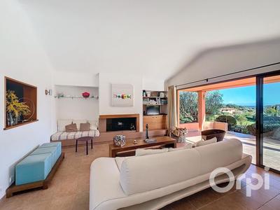 Villa - 260 m² - 6 pièces