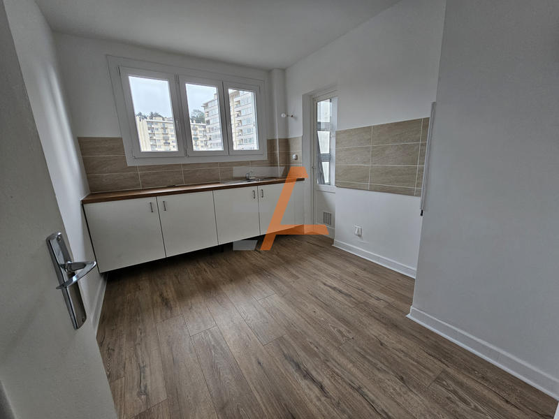 Appartement - 70 m² - 4 pièces