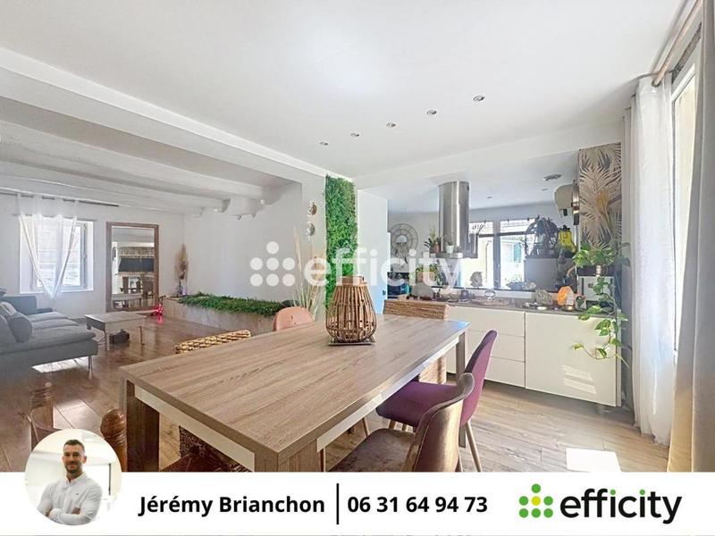 Maison - 150 m² - 5 pièces