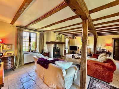 Propriété - 540 m² - 18 pièces