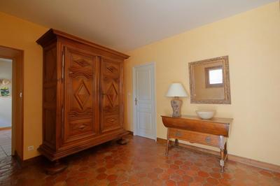 Maison - 290 m² - 11 pièces