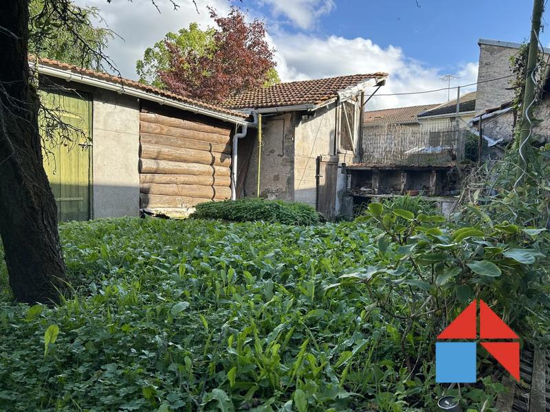 Maison de village - 300 m² - 4 pièces