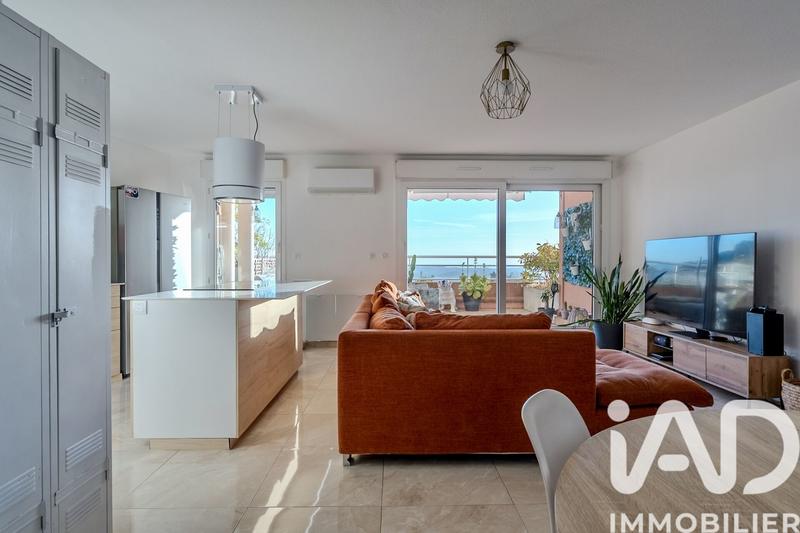 Appartement - 76 m² - 4 pièces