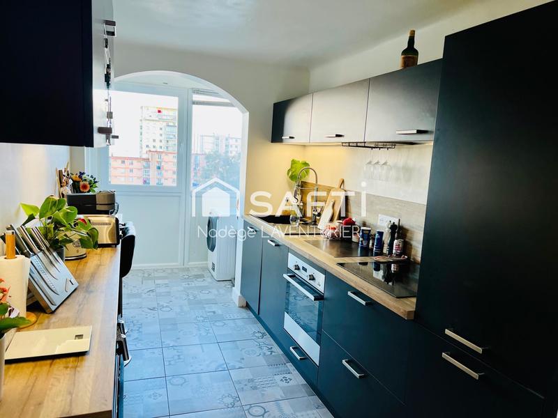 Appartement - 75 m² - 3 pièces