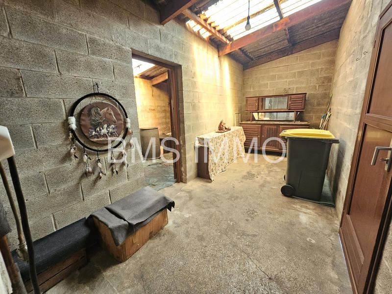 Maison - 94 m² - 4 pièces