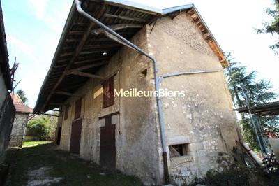 Propriété - 400 m²