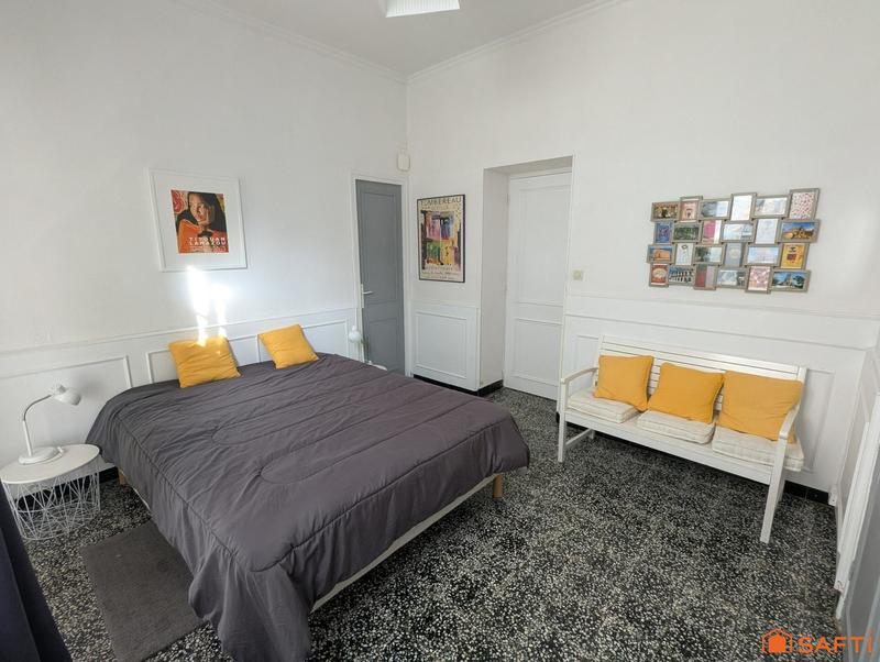 Maison - 177 m² - 8 pièces