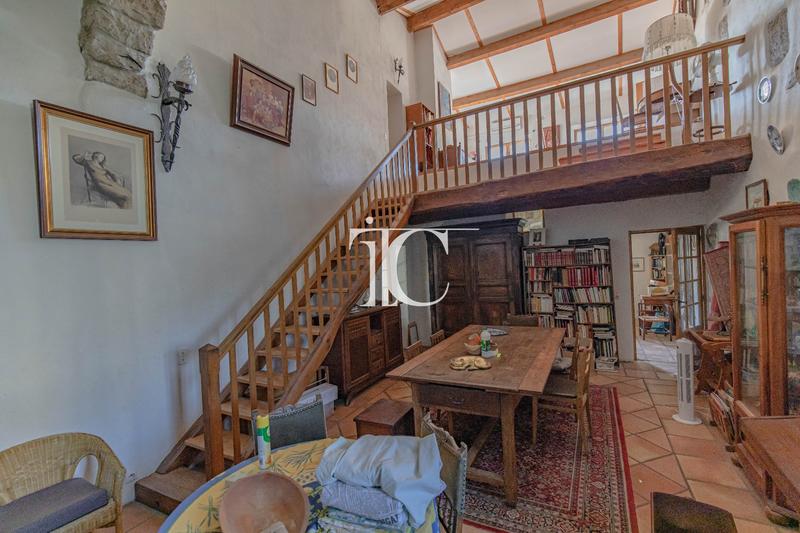 Maison de village - 170 m² - 7 pièces