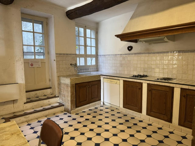 Maison de village - 250 m² - 6 pièces