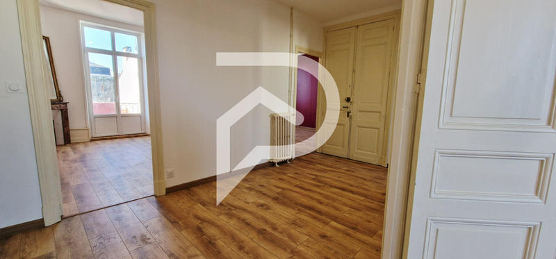 Appartement - 106 m² - 4 pièces