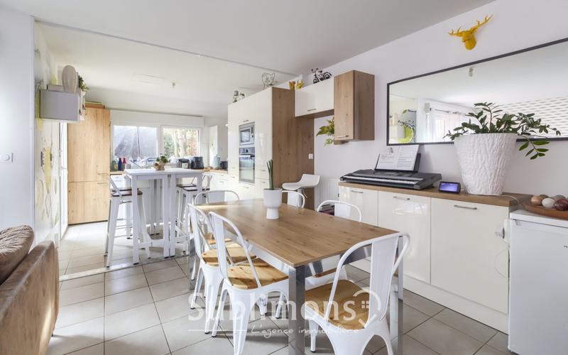 Maison - 87 m² - 4 pièces