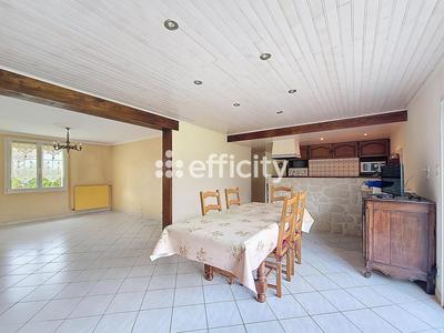 Maison - 120 m² - 6 pièces