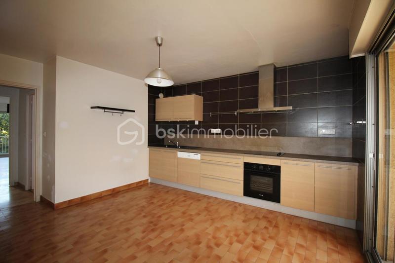 Appartement - 92 m² - 4 pièces
