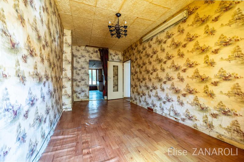 Maison - 151 m² - 7 pièces