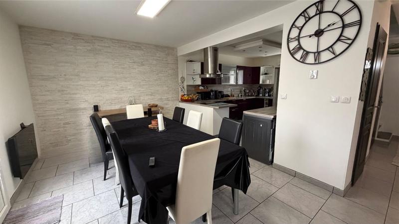 Maison - 103 m² - 6 pièces