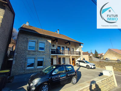 Maison - 215 m² - 8 pièces