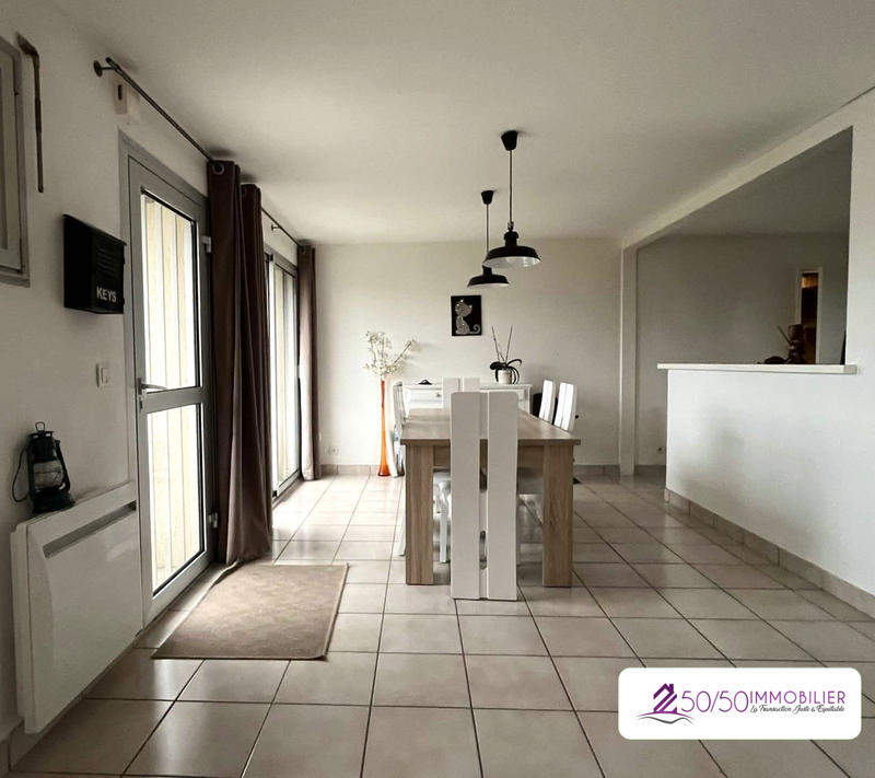 Maison - 85 m² - 5 pièces