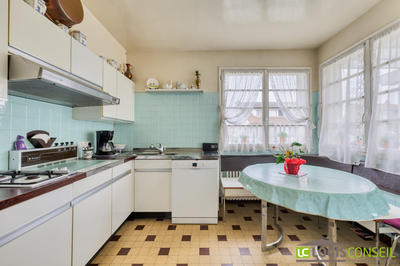 Maison - 111 m² - 6 pièces