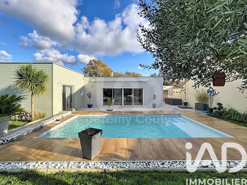 Maison - 167 m² - 7 pièces