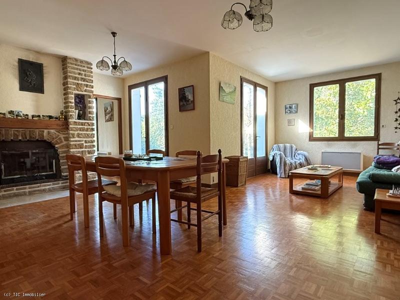 Maison - 107 m² - 4 pièces