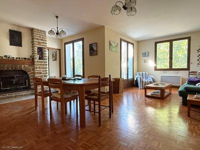 Maison - 107 m² - 4 pièces