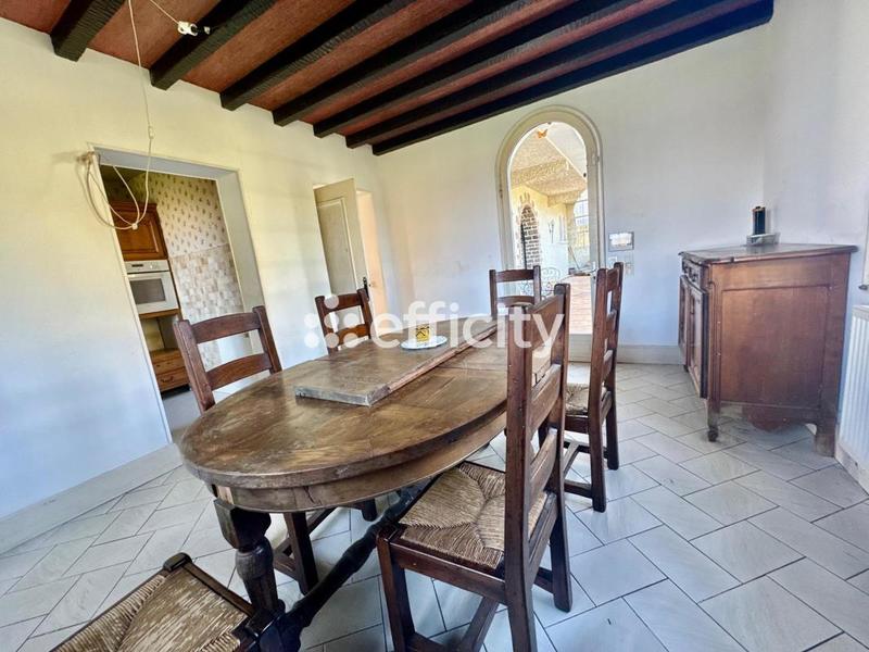 Demeure - 342 m² - 8 pièces