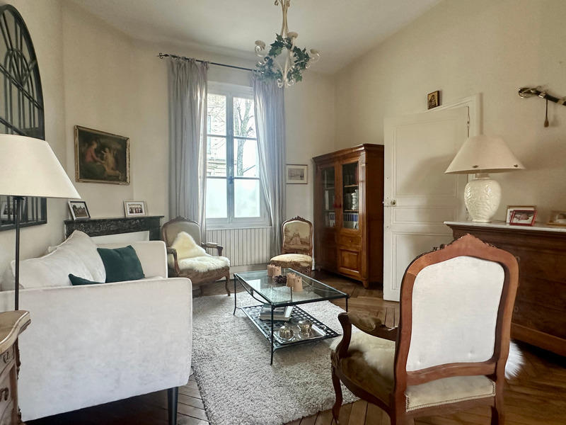 Maison - 152 m² - 8 pièces