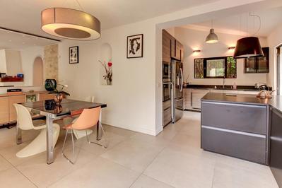 Villa - 204 m² - 6 pièces