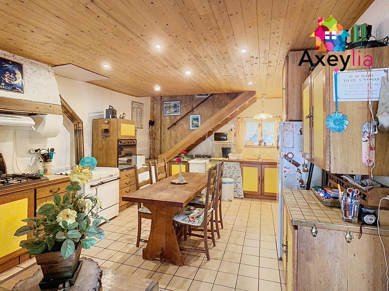 Maison - 101 m² - 3 pièces