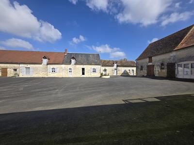 Maison - 160 m² - 8 pièces