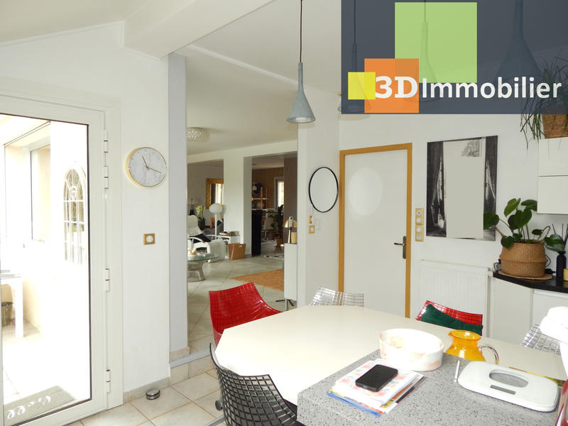 Maison - 147 m² - 8 pièces