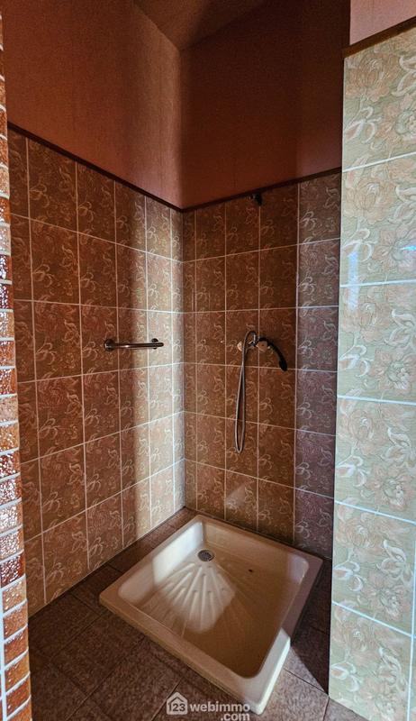 Maison - 193 m² - 7 pièces