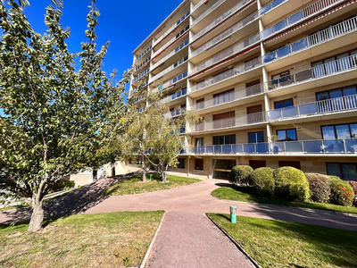 Appartement - 120 m² - 5 pièces