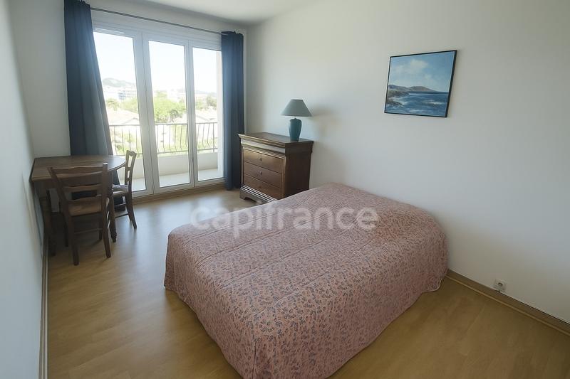 Appartement - 77 m² - 3 pièces