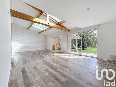 Maison - 142 m² - 6 pièces