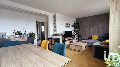 Appartement - 95 m² - 5 pièces