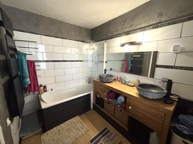 Maison - 91 m² - 3 pièces