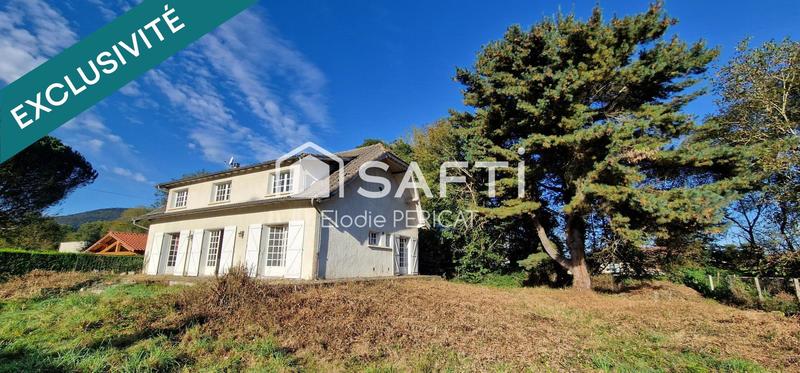 Maison de village - 157 m² - 5 pièces