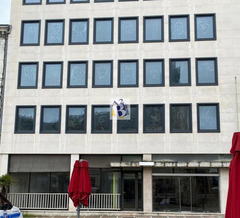 Immeuble - 1 055 m²