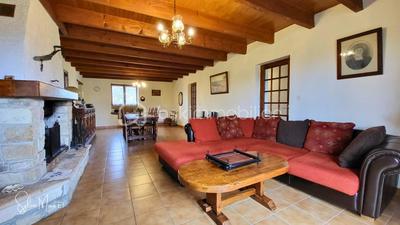 Maison en pierre - 125 m² - 4 pièces