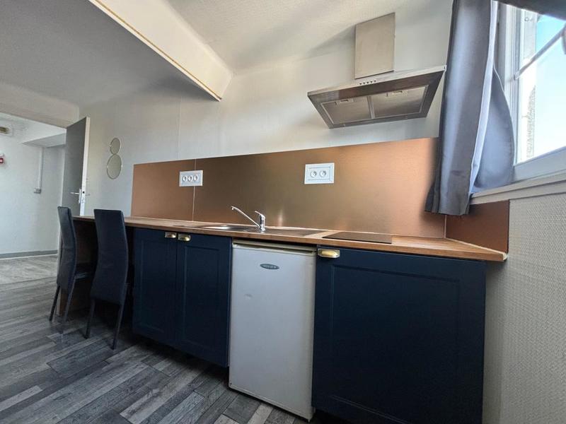 Studio - 10 m² - 1 pièce