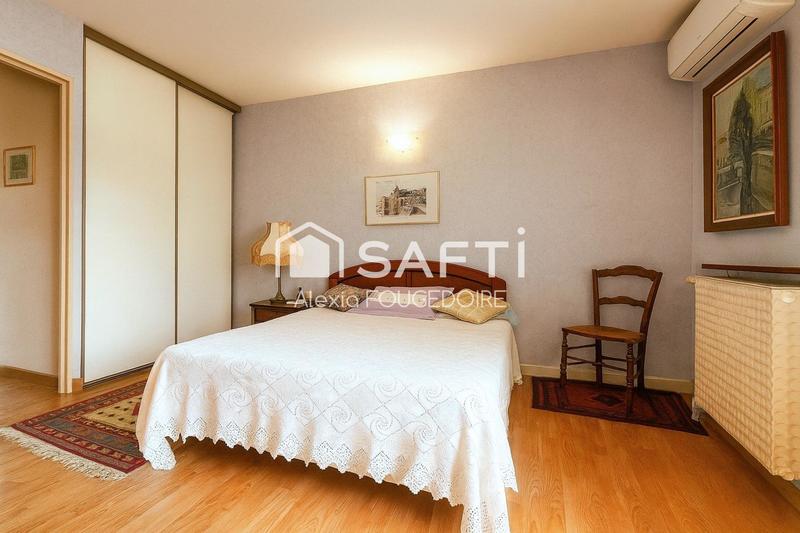 Appartement - 95 m² - 5 pièces