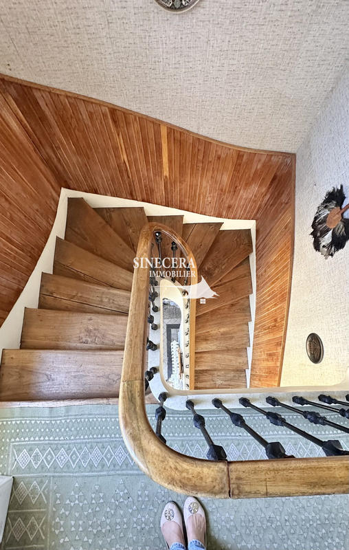 Maison - 140 m² - 9 pièces