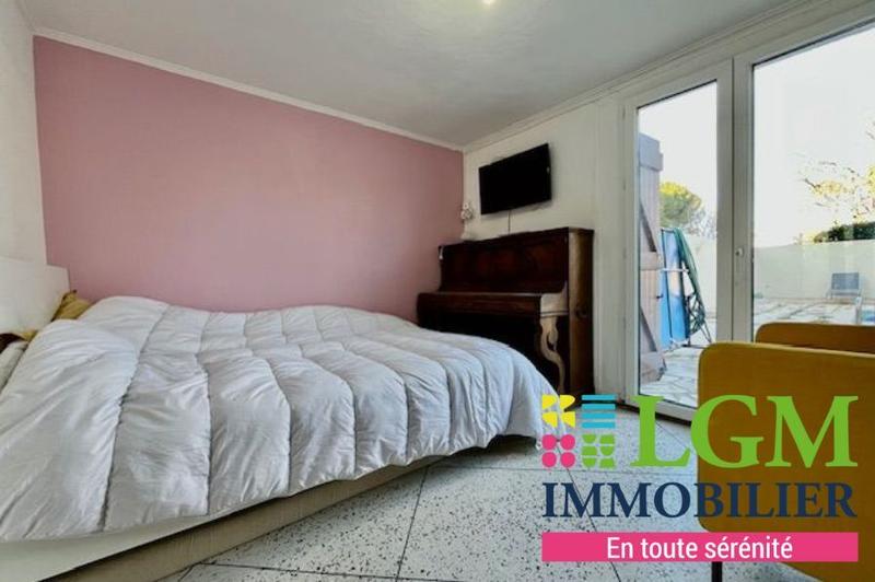 Maison - 243 m² - 9 pièces