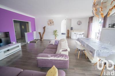 Maison - 217 m² - 6 pièces