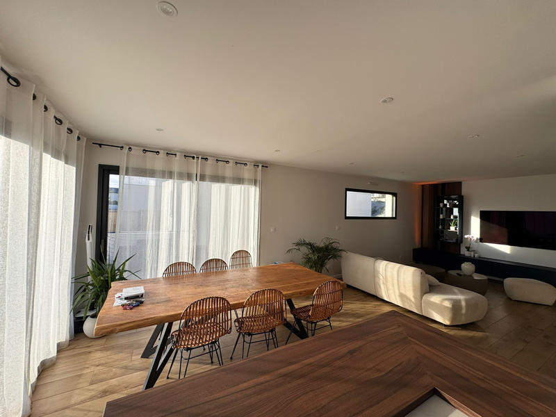 Maison - 106 m² - 5 pièces